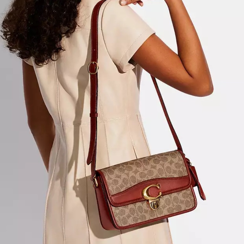 Studio Shoulder Bag In Signature Canvas